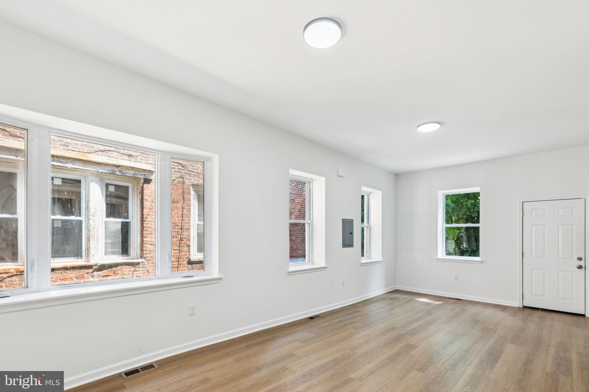 7 N 50TH STREET 1