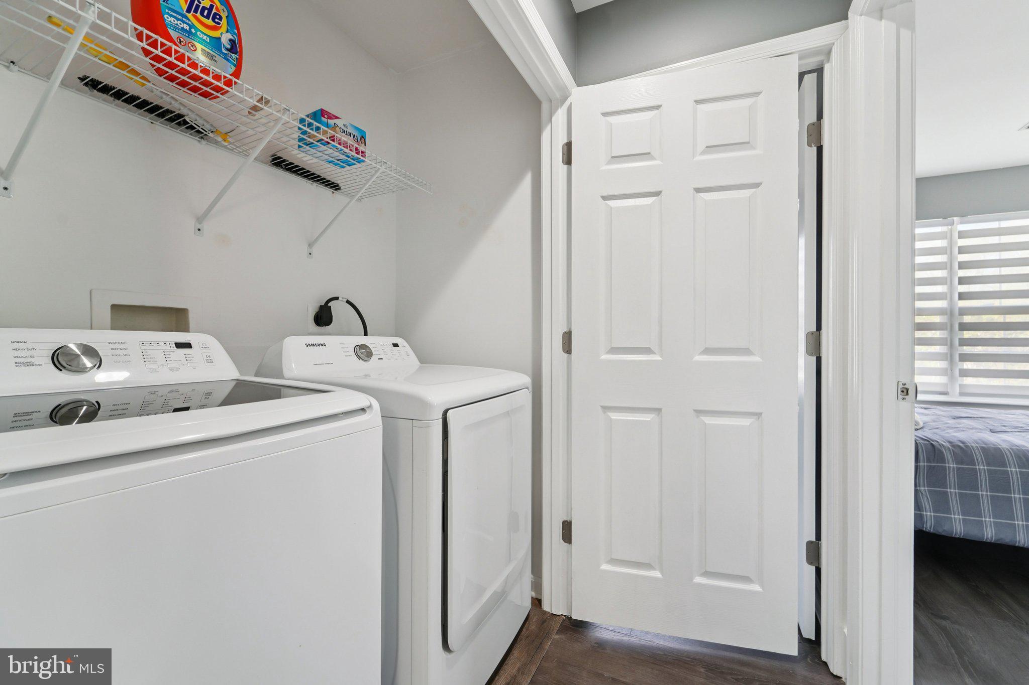 PINEY ORCHARD - Residential