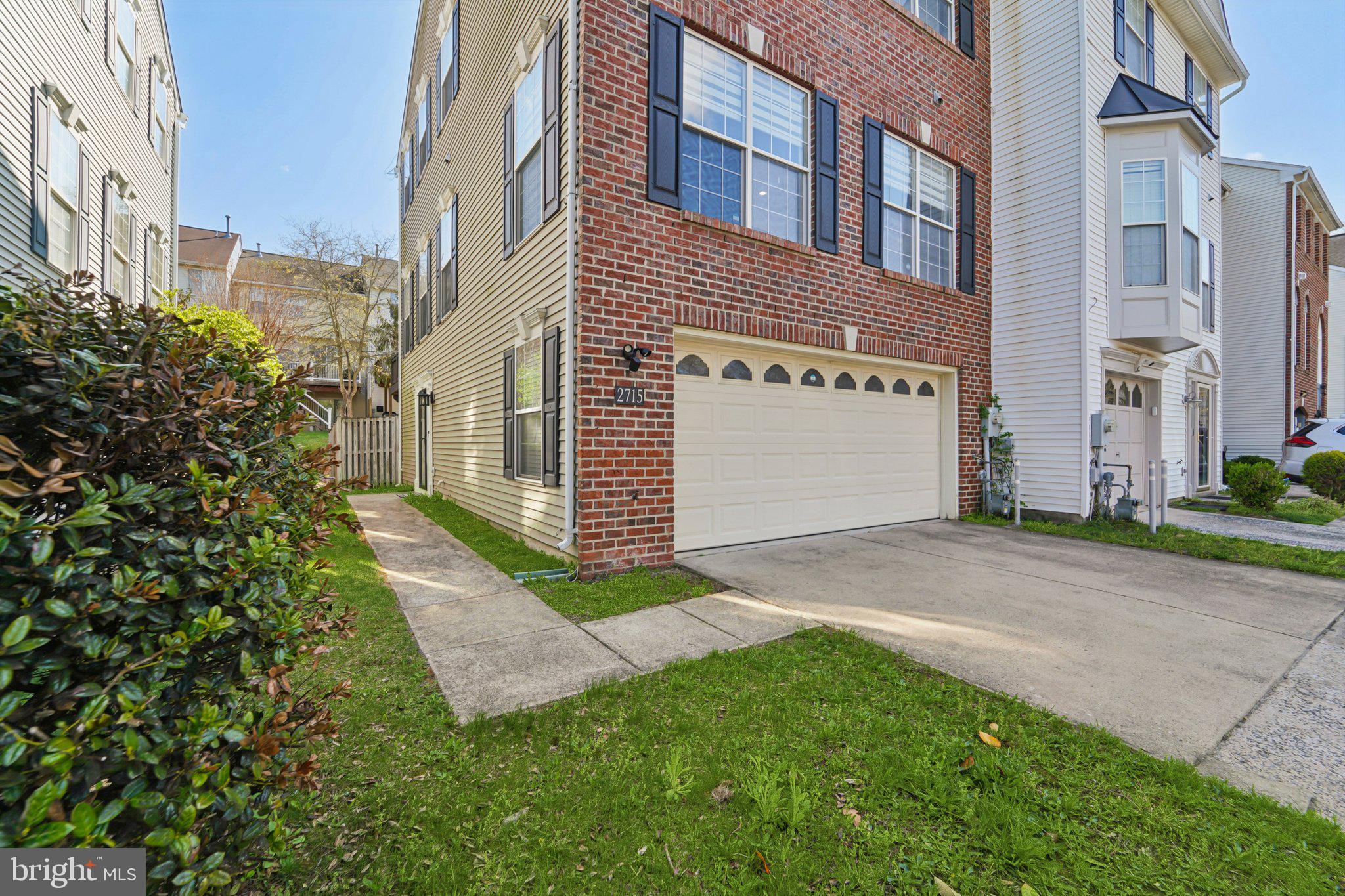 PINEY ORCHARD - Residential