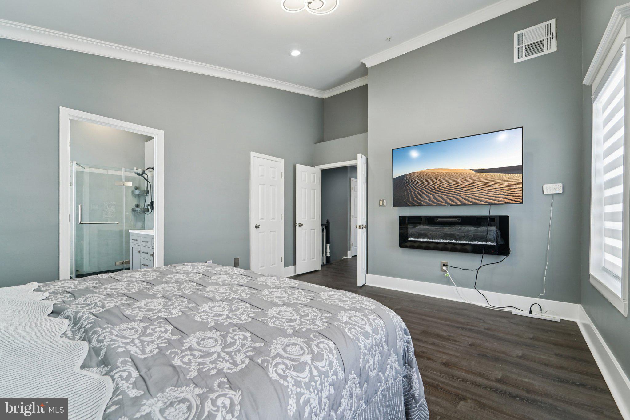 PINEY ORCHARD - Residential