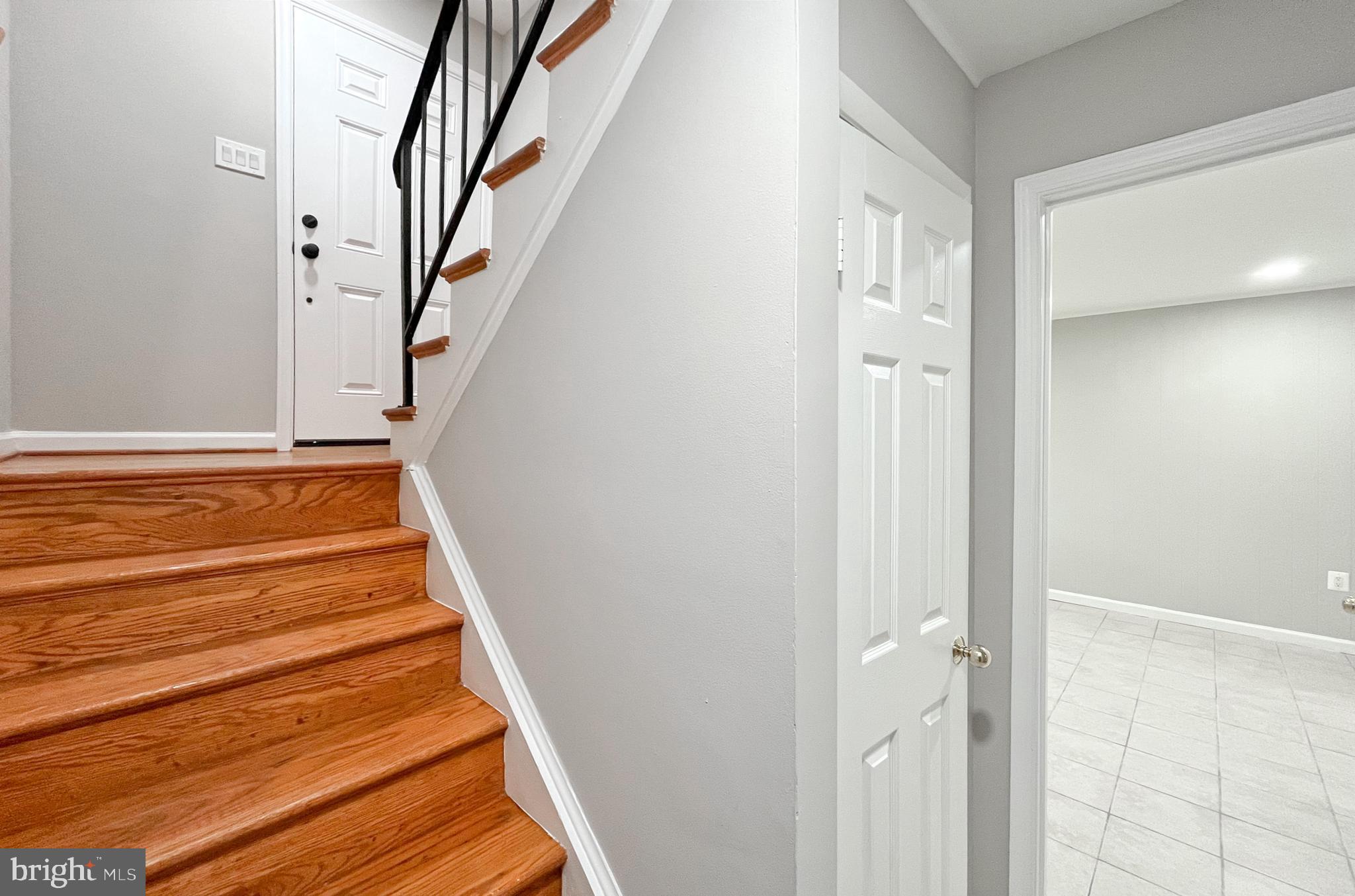 STRATHMEADE SQUARE - Residential Lease