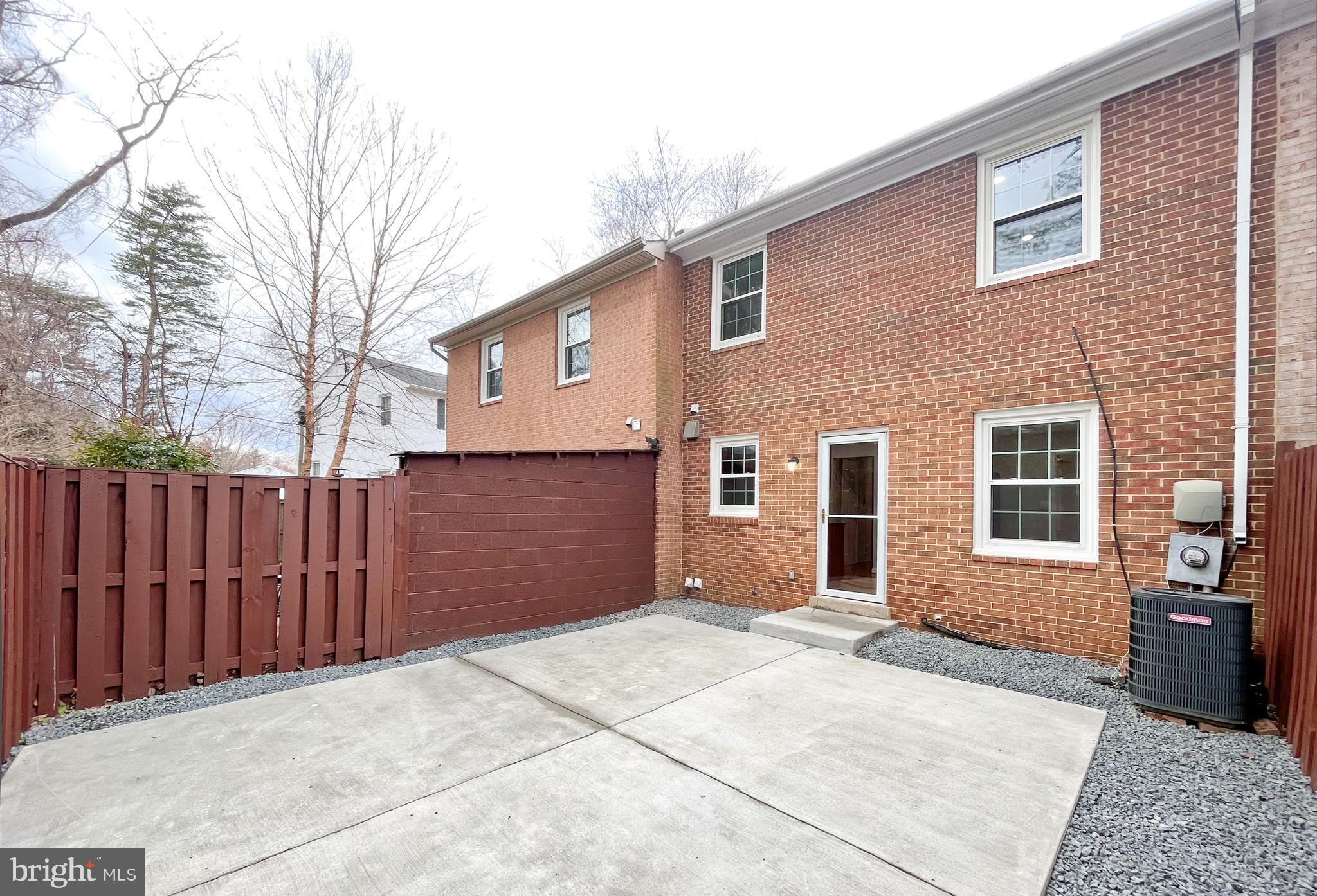 STRATHMEADE SQUARE - Residential Lease