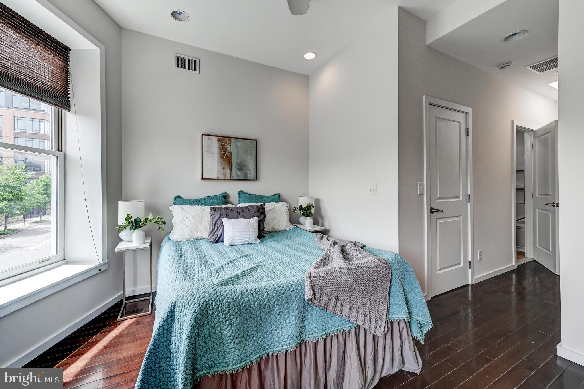 SOUTH BALTIMORE - Residential