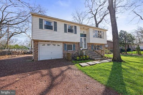 218 HIGH STREET BROWNS MILLS NJ 08015