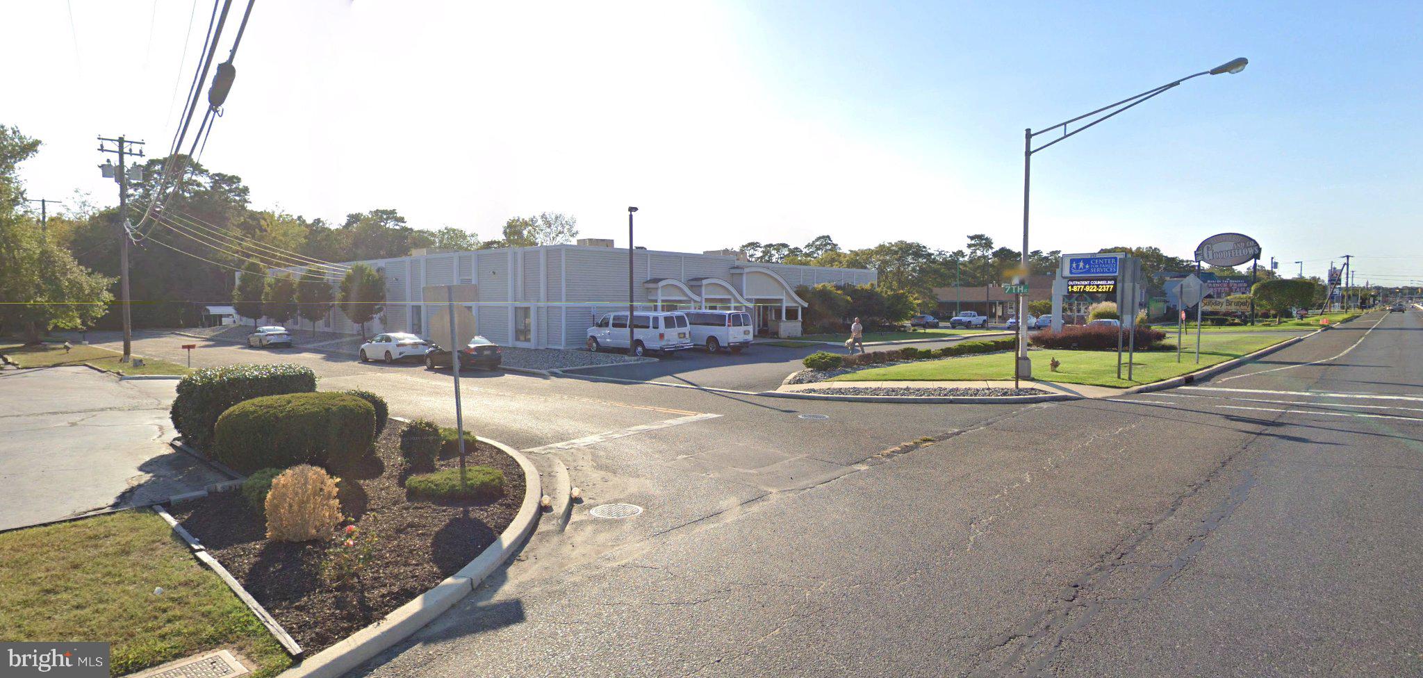312 E WHITE HORSE PIKE