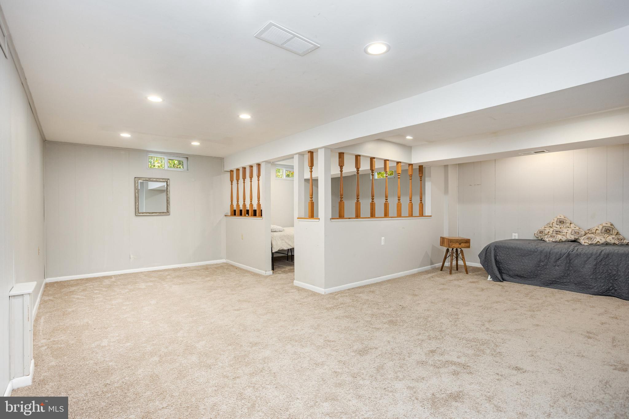 LONG REACH - Residential