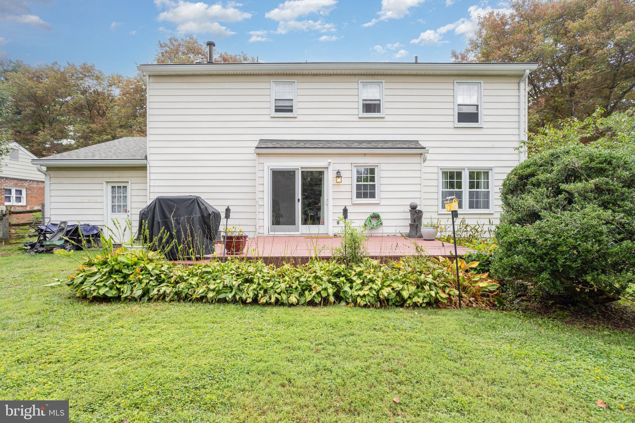 LONG REACH - Residential