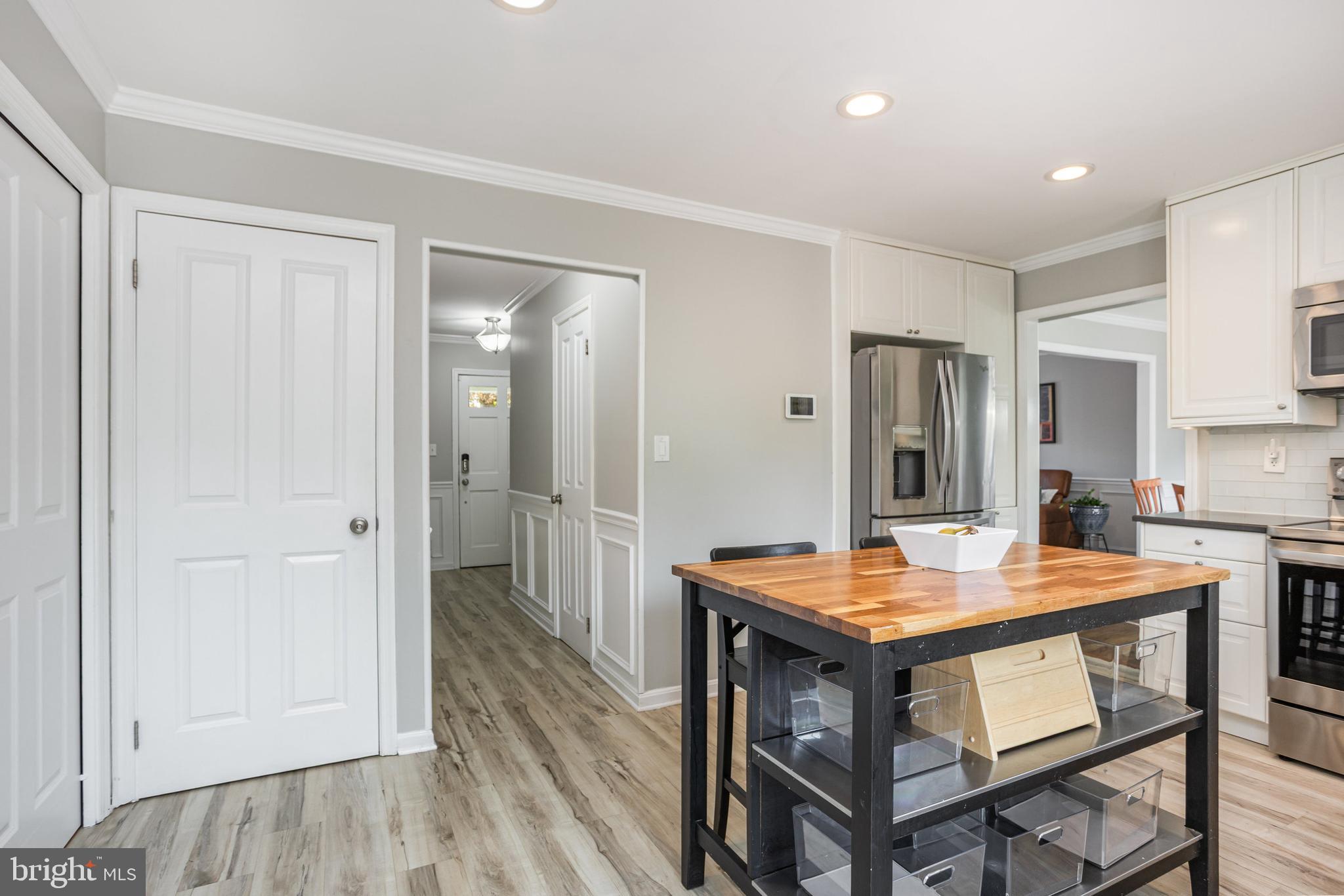 LONG REACH - Residential