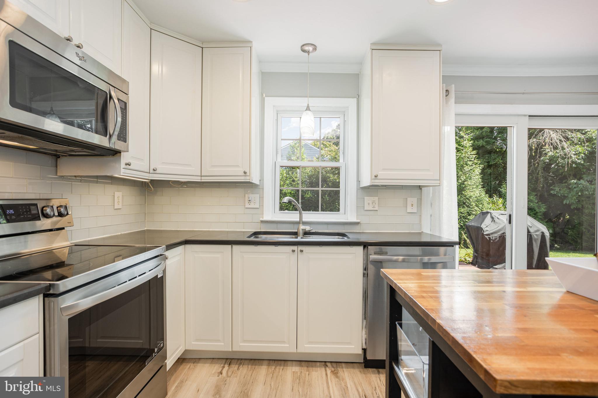 LONG REACH - Residential