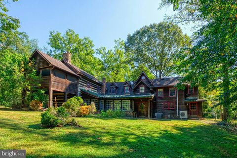 Property photo of 5250 winfield road, fairfax, VA 22030