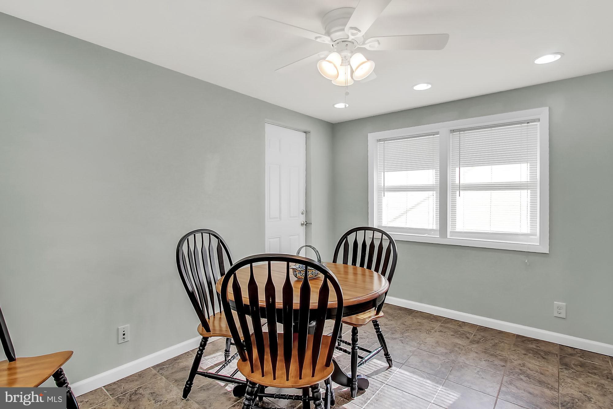 ELKTON - Residential