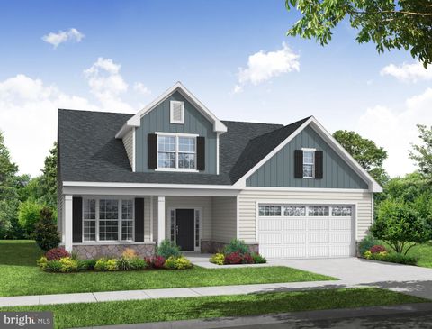 Homes For Sale - 18 Messina Loop<br/> Gloucester County, MULLICA HILL, NJ 08062