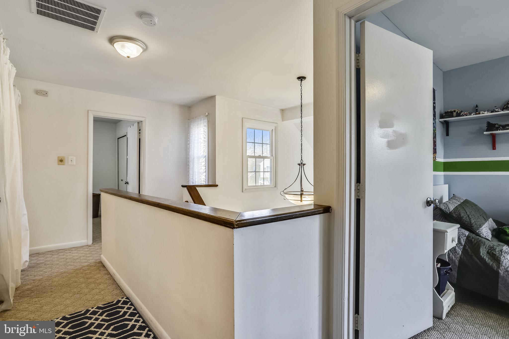 MONTCLAIR - Residential