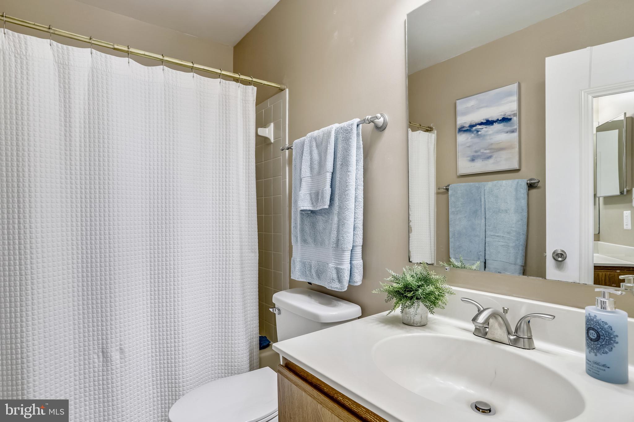 MONTCLAIR - Residential