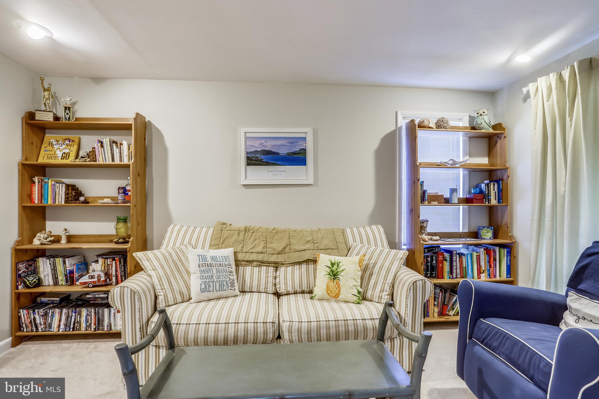 MONTCLAIR - Residential