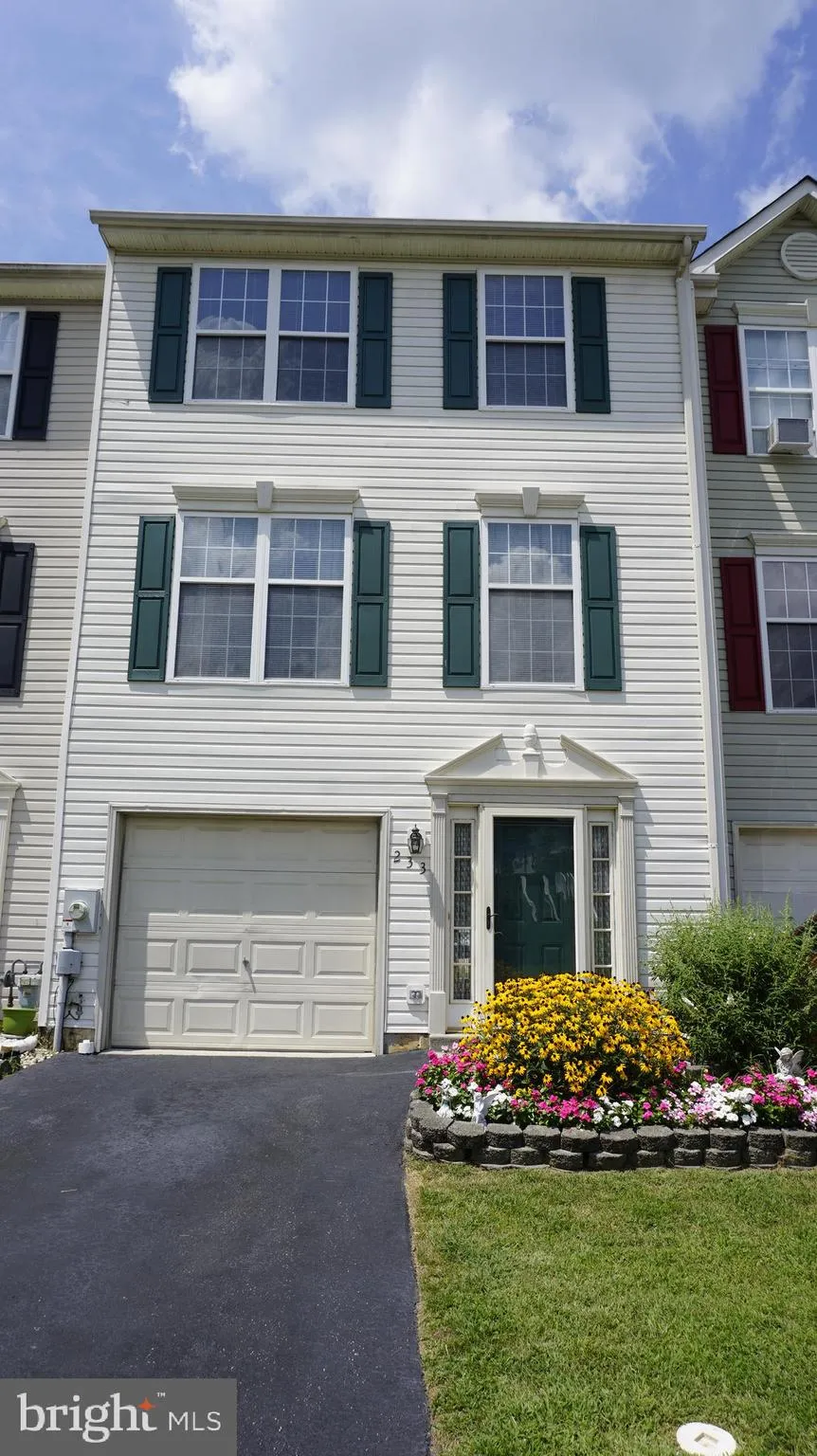 233 Pavin Court, Newark, DE 19702