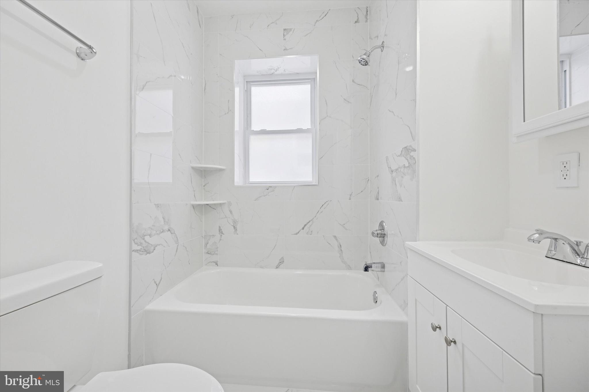 STRAWBERRY MANSION - Residential Lease