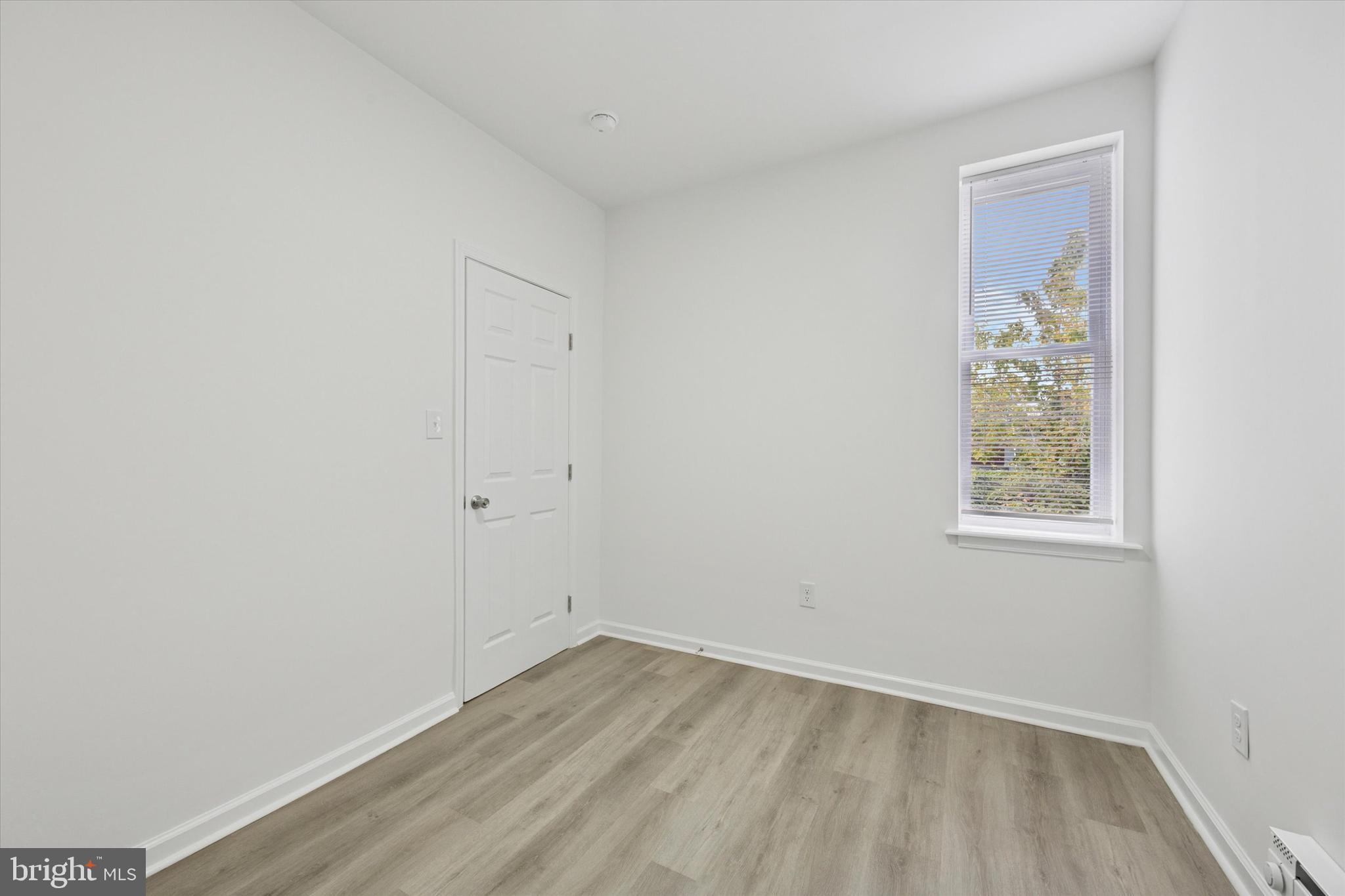 STRAWBERRY MANSION - Residential Lease