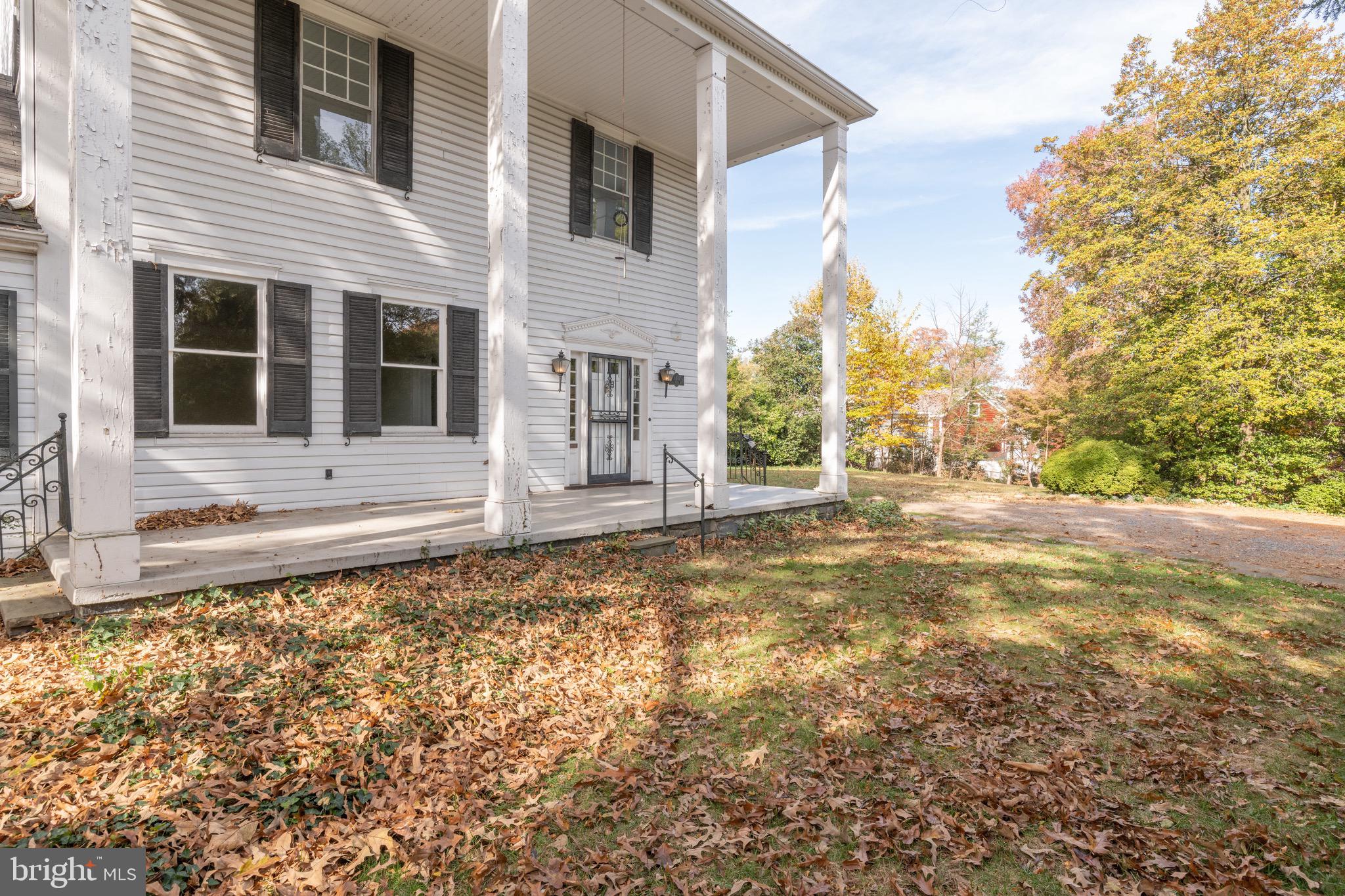 NORTH ARLINGTON - Land