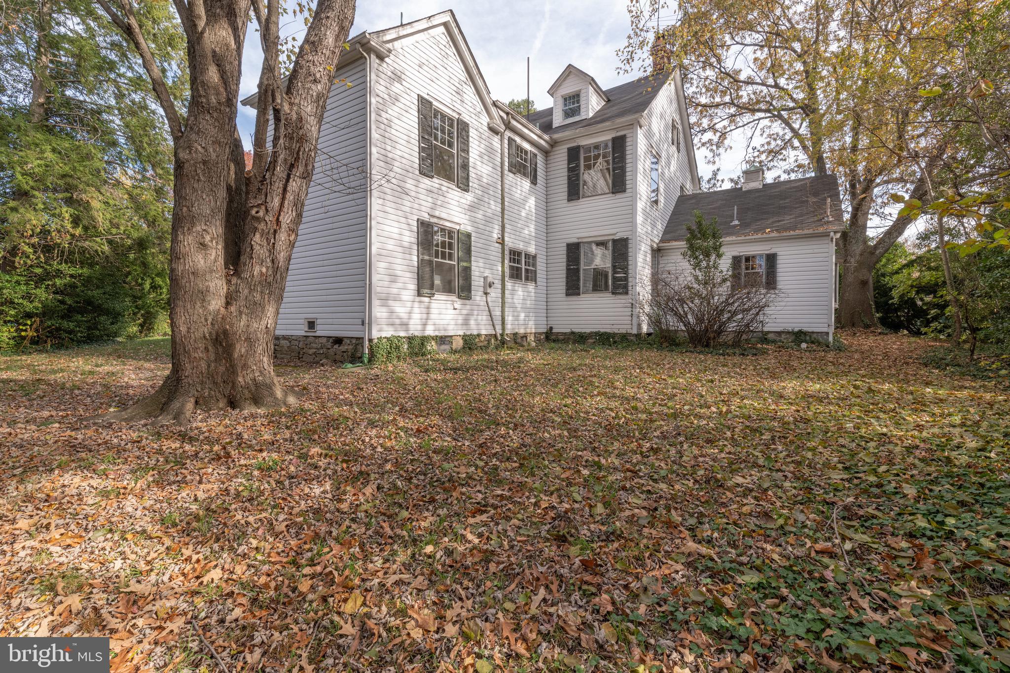 NORTH ARLINGTON - Land