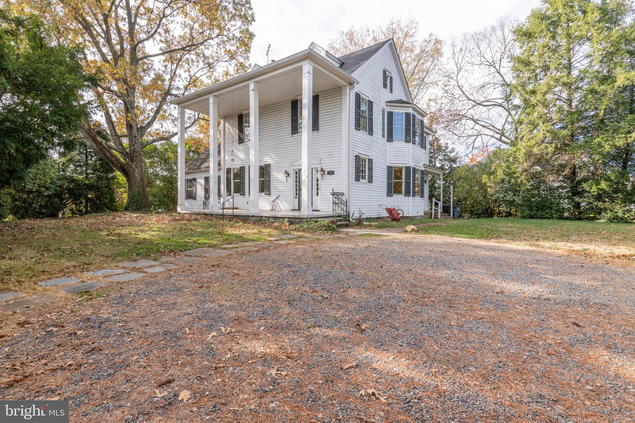 NORTH ARLINGTON - Land