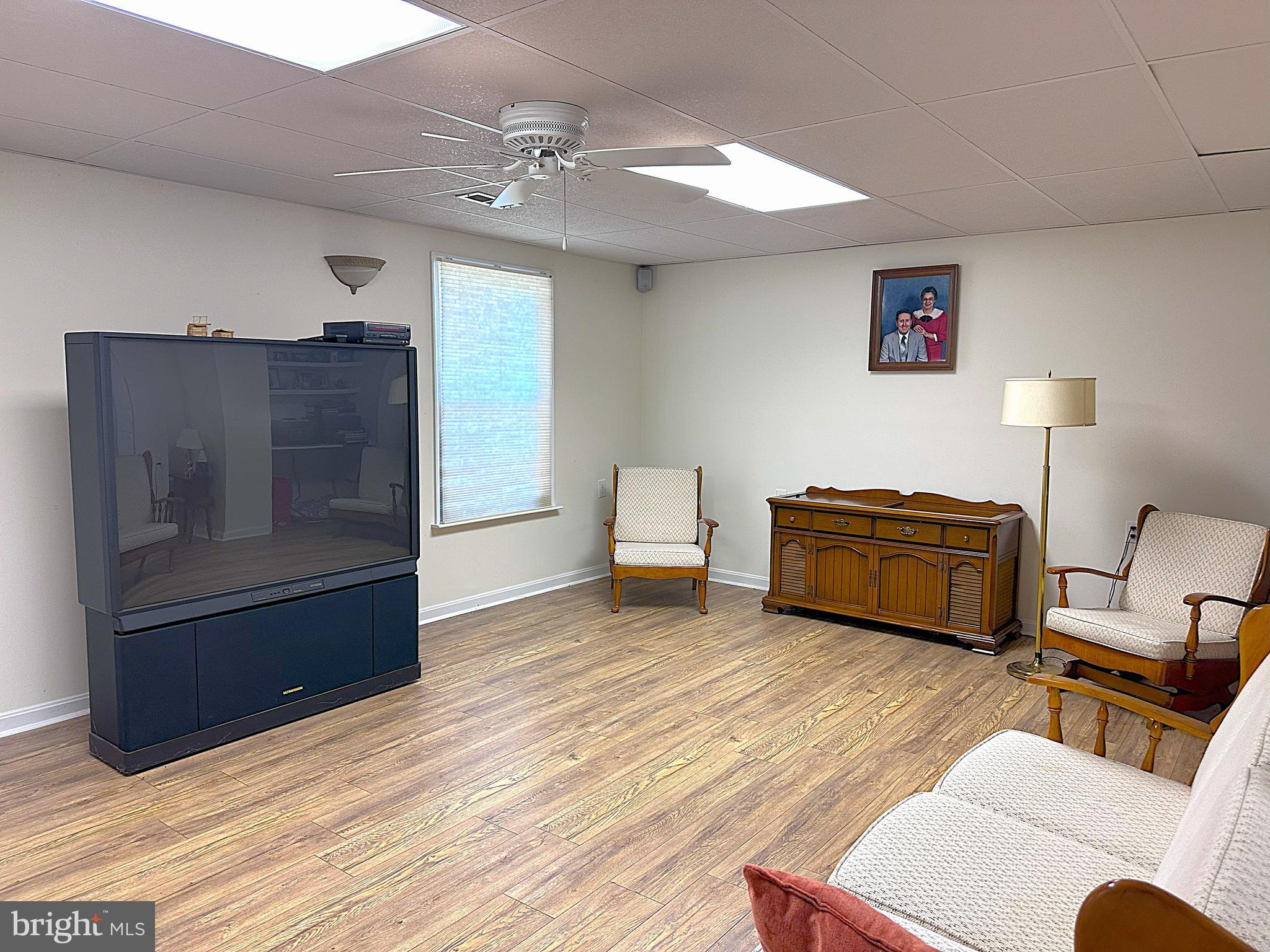 CRESTFIELD - Residential