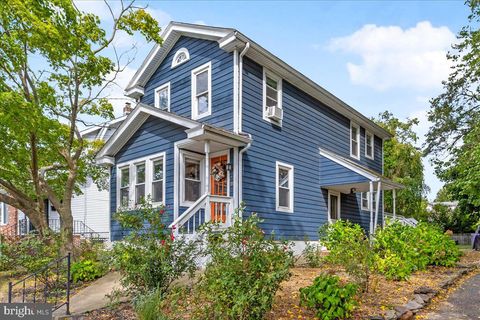 Photo of 718 Trumbull Ave, LAWRENCE TOWNSHIP, NJ 08648 (MLS # NJME2067130)
