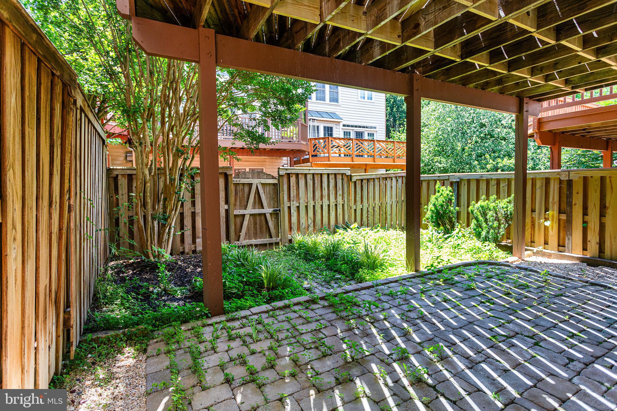 KIDWELL TOWNS - Residential