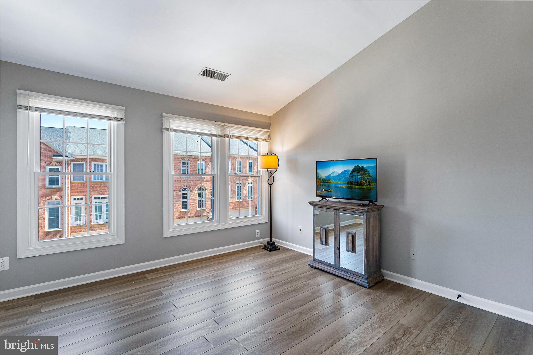 KIDWELL TOWNS - Residential