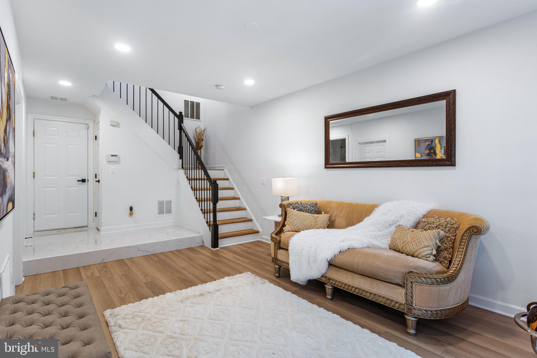 KIDWELL TOWNS - Residential