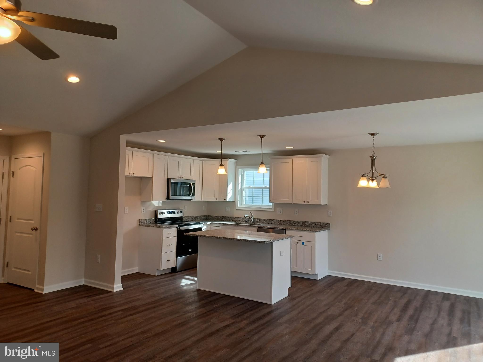 PRENTISS POINT - Residential