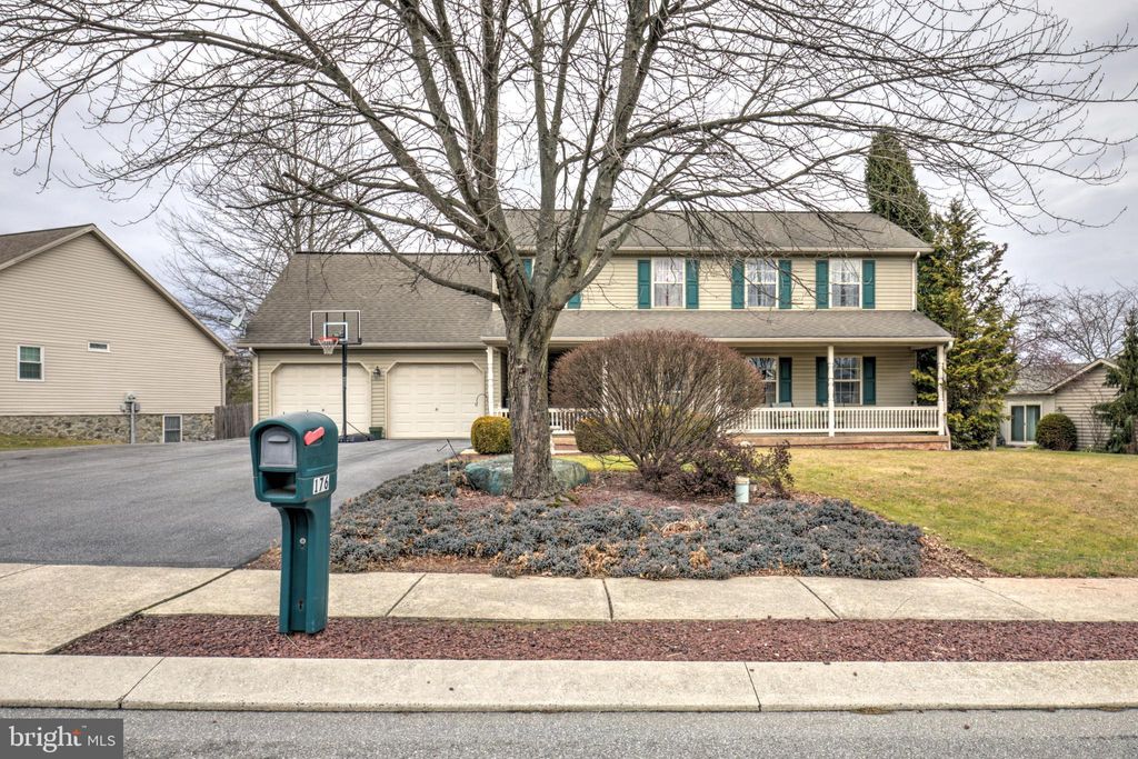 Photo of 176 Fairway Drive, DENVER, PA 17517 (MLS # PALA2081764)