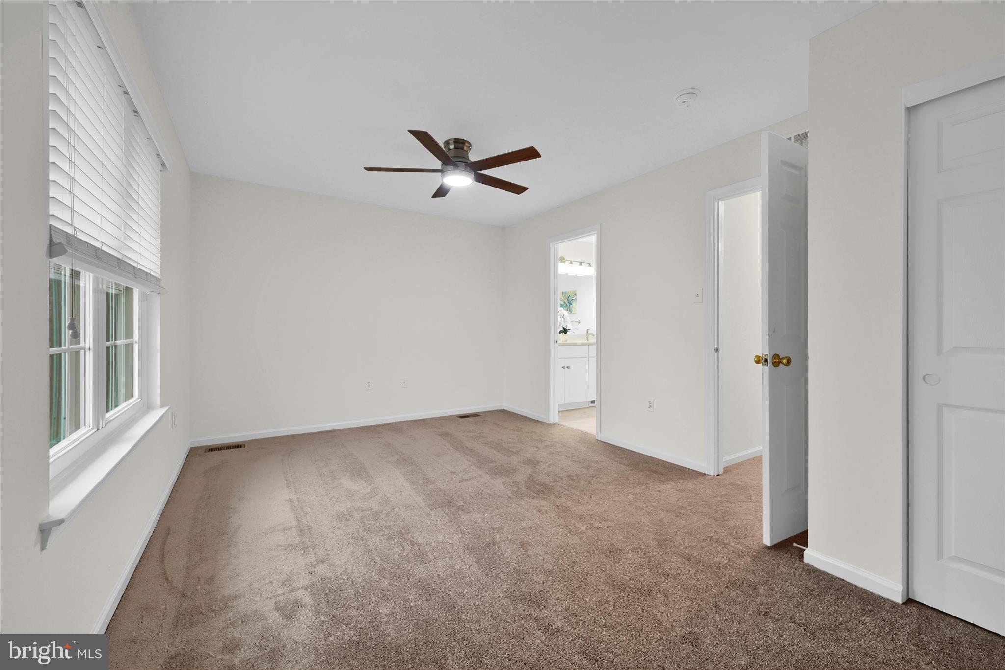 BALLINAHINCH - Residential