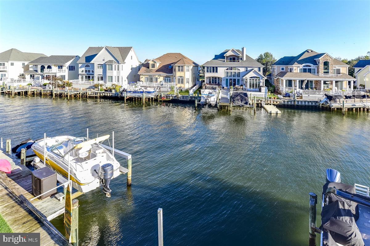 HERON HARBOUR - Residential