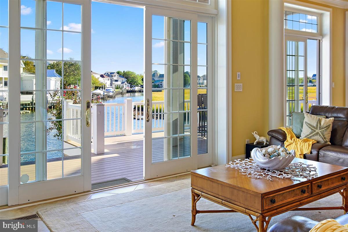 HERON HARBOUR - Residential