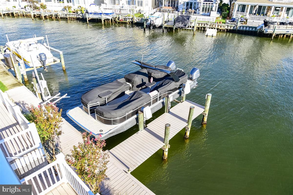 HERON HARBOUR - Residential