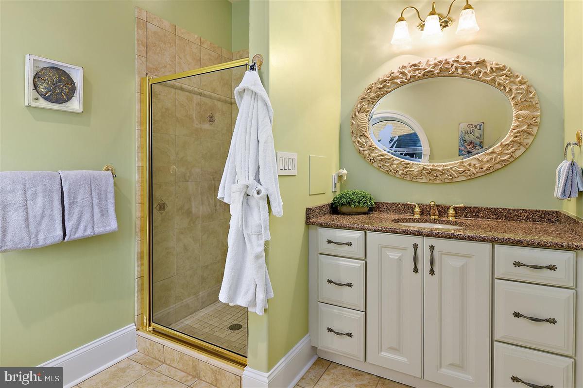 HERON HARBOUR - Residential