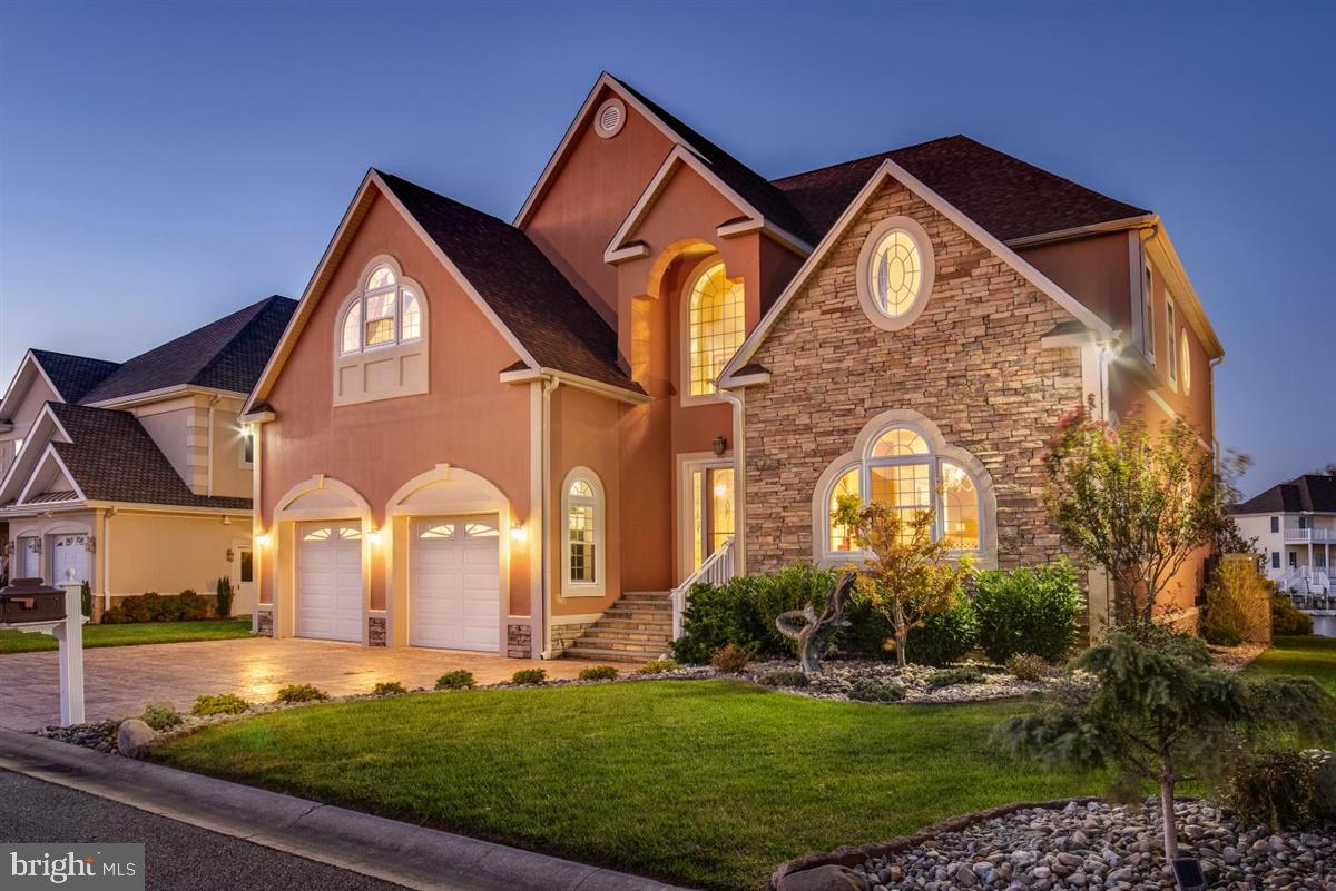 HERON HARBOUR - Residential