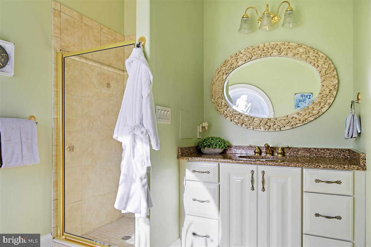 HERON HARBOUR - Residential