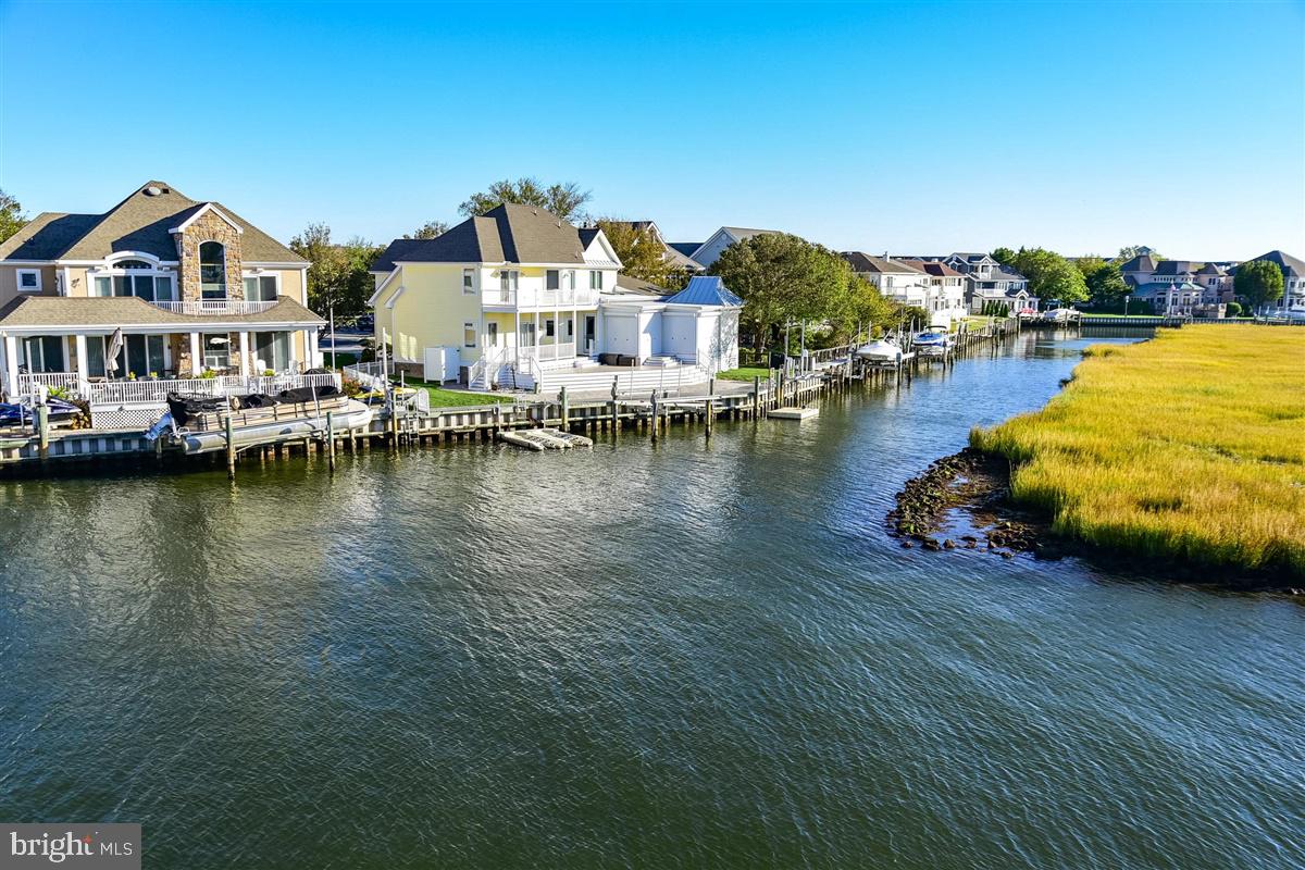 HERON HARBOUR - Residential