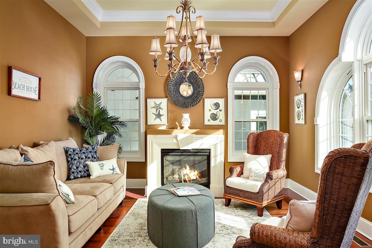 HERON HARBOUR - Residential