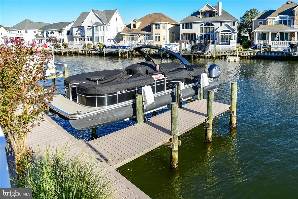 HERON HARBOUR - Residential