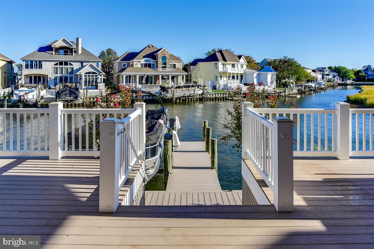 HERON HARBOUR - Residential