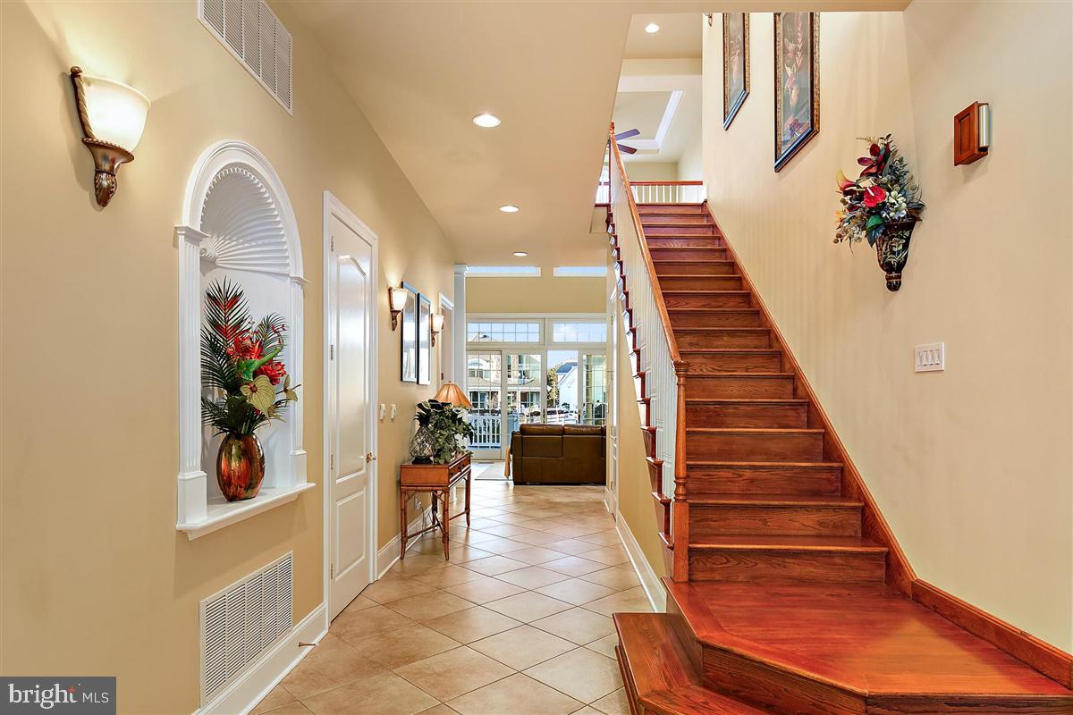 HERON HARBOUR - Residential