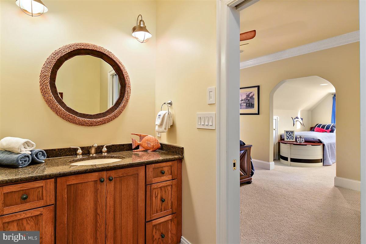 HERON HARBOUR - Residential