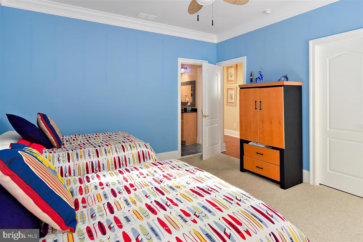 HERON HARBOUR - Residential