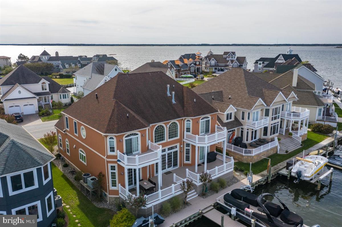 HERON HARBOUR - Residential