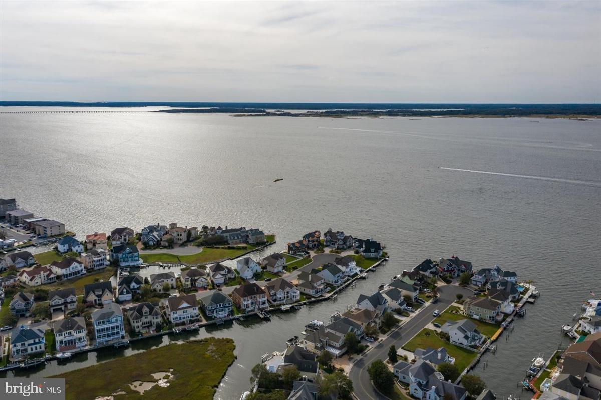 HERON HARBOUR - Residential