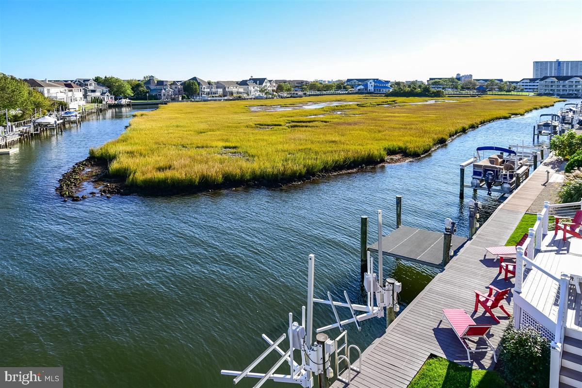 HERON HARBOUR - Residential