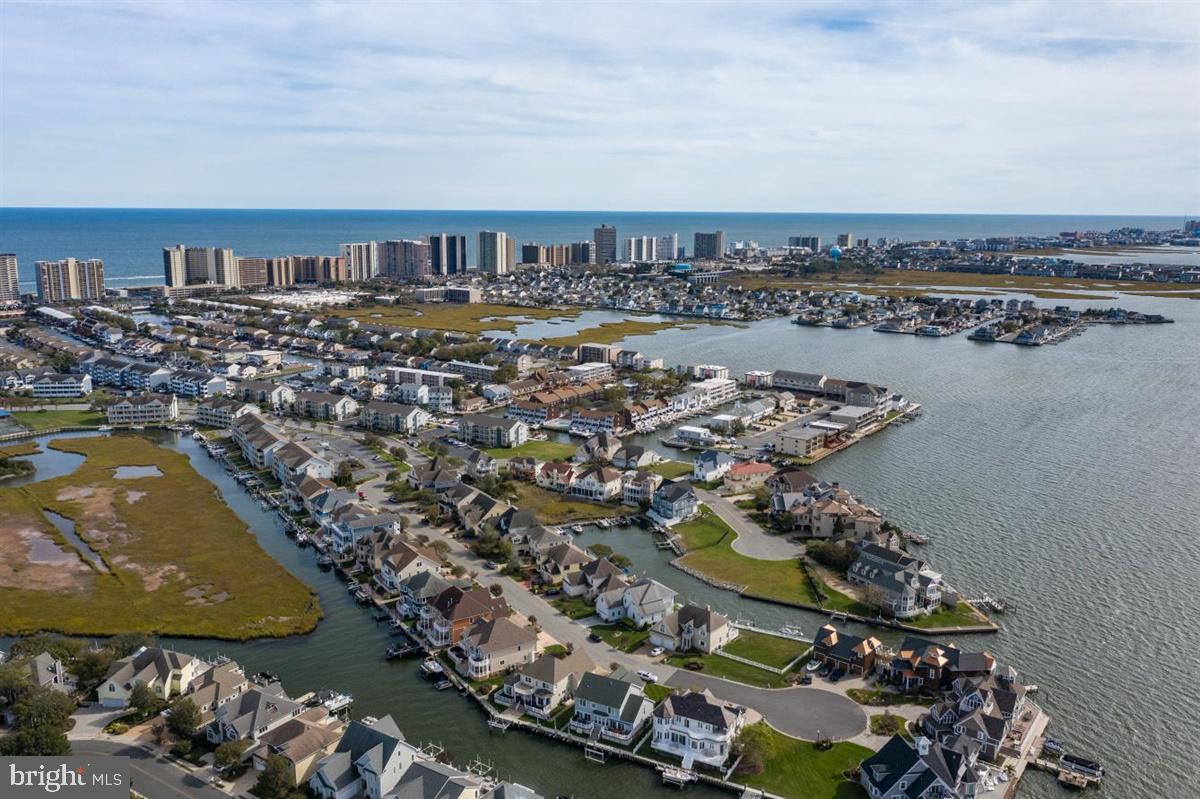 HERON HARBOUR - Residential